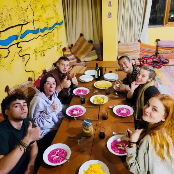 El Parche Rutero Hostel, hotel in Pisac