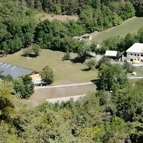 Gîtes à La Ferme Du Marquisat, hôtel à Crots