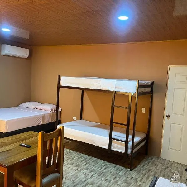 Luisito steak House & Hotel, ξενοδοχείο στη Φορτούνα