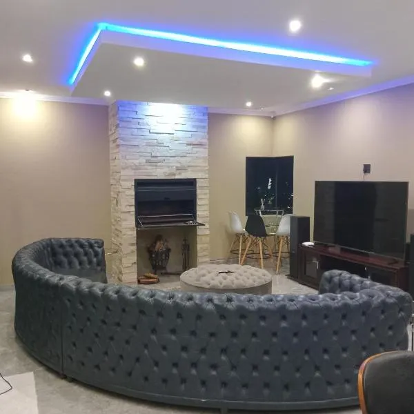 Lovemoreheights Inn, hotel in Gqeberha