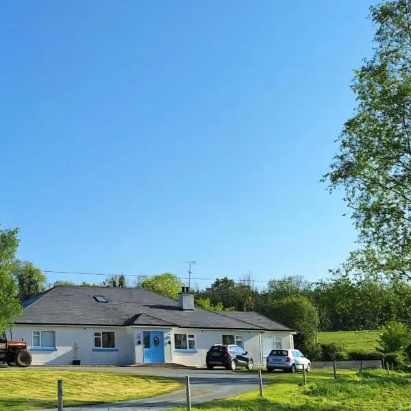 O'Reilly's Bed and Breakfast Killeshandra, Hotel in Killashandra