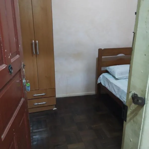 Quartos individuais na saída do metrô estação Glória, hotel in Rio de Janeiro