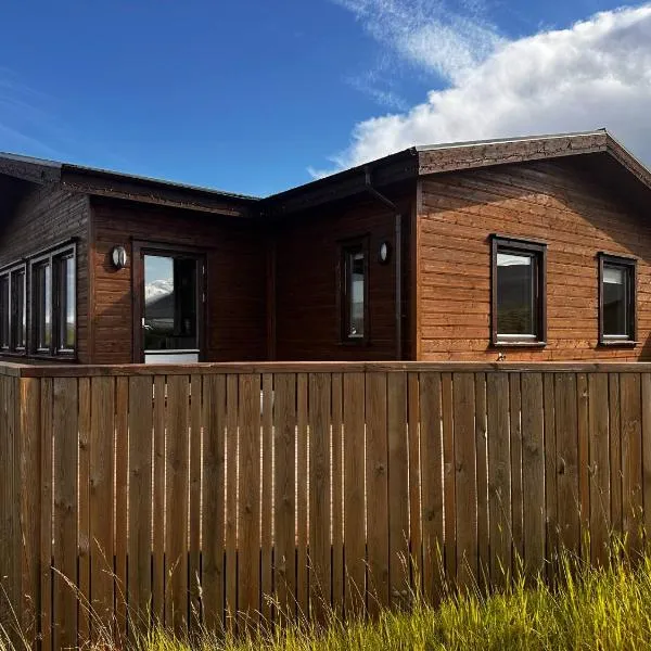 Lakeside Lodge at Sindrastaðir, hotell sihtkohas Lækjamót