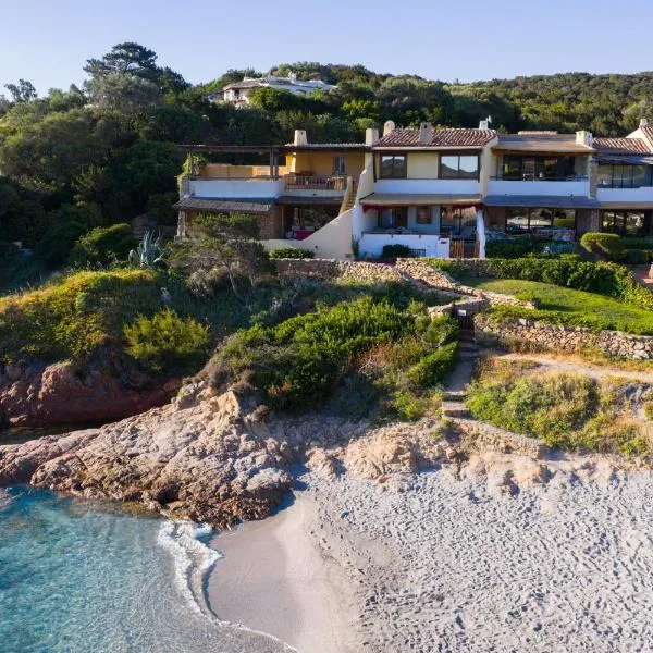 Princes Apartment PortoCervoBEACH con accesso diretto in spiaggia Piccolo Pevero, отель в Порто-Черво