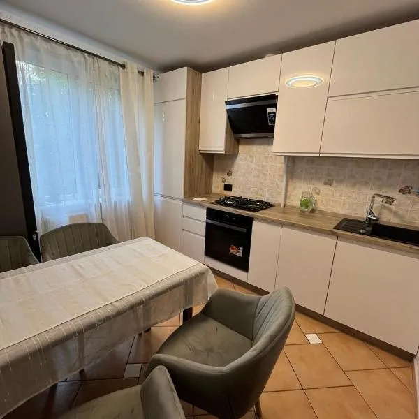 Piano, ξενοδοχείο σε Uzhhorod