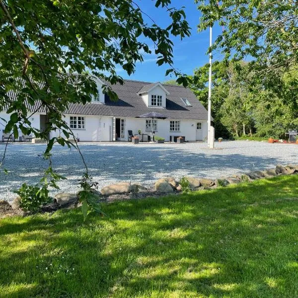 Dobbelt værelse ved Golfbane nær Løkken, hotel in Løkken