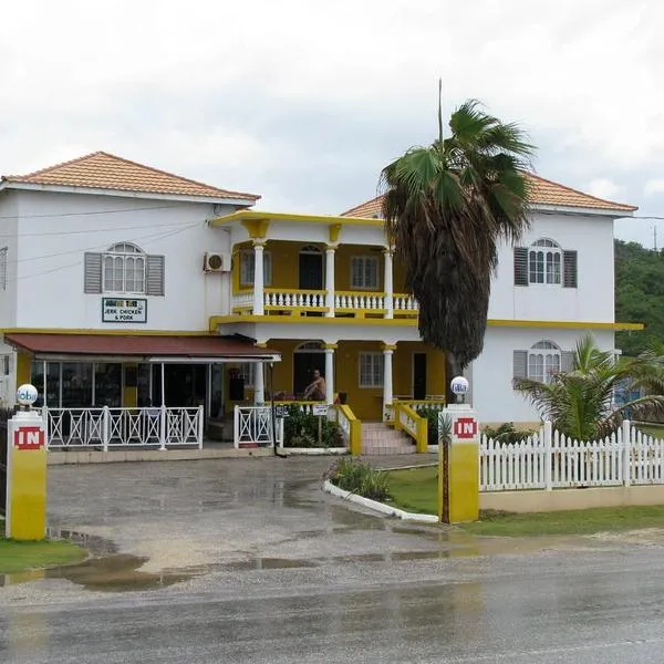 Global Villa Hotel Restaurant and Conference center, hotel i Lucea