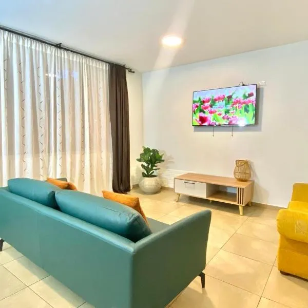 2 Cascada Apartment 2 Bedroom 2 Bath, hotel v destinácii Baños