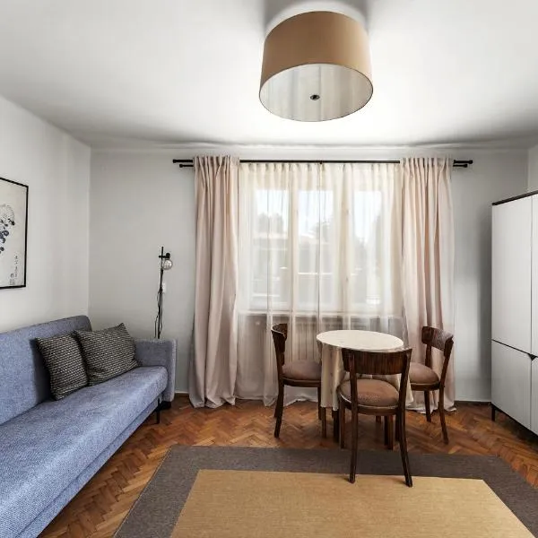 Apartament Przewiewna w Krakowie - 6 osobowy, 3 sypialnie, duża kuchnia i łazienka, parking, hotel v Krakově