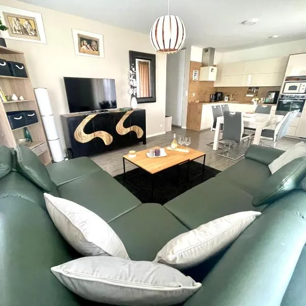 Apartmán Fatranská,Parking Free ,Air Condition, hôtel à Košice