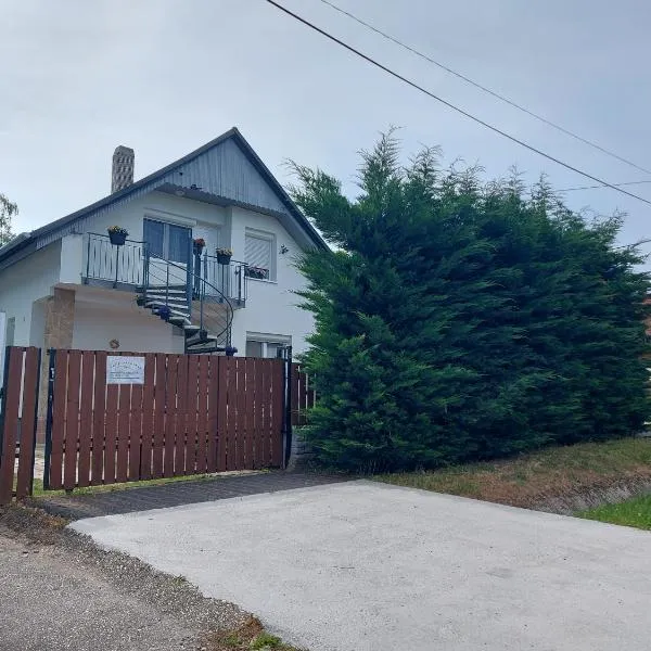 Loft Apartman, hotel v destinaci Zalakaros