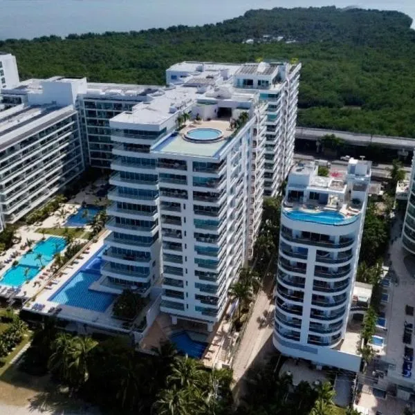Exclusivo apartamento de lujo frente al mar en Los Morros, con acceso directo y privado a la mejor playa de Cartagena, Hotel in Cartagena