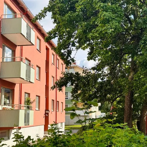 Prinshöjden Hotel - Smart Digital Apartments & Villas, hotel in Katrineholm