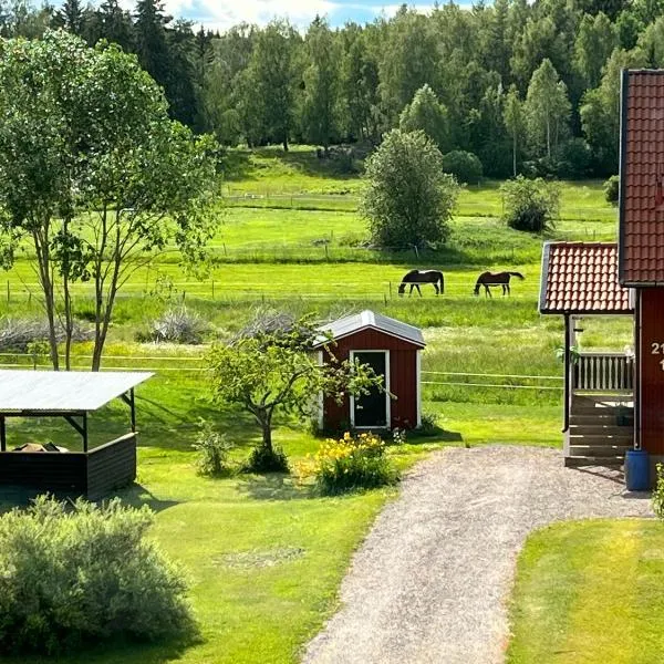 Fridfullt boende på landet, Hotel in Tierp