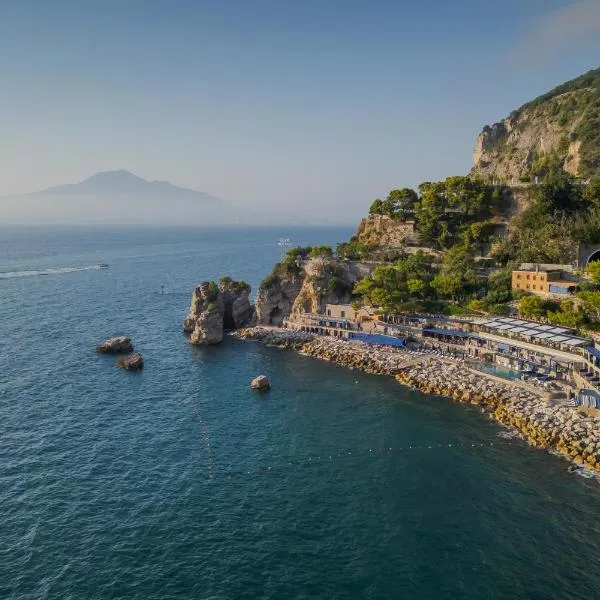 Capo la Gala Hotel&Wellness, hotel v destinaci Vico Equense