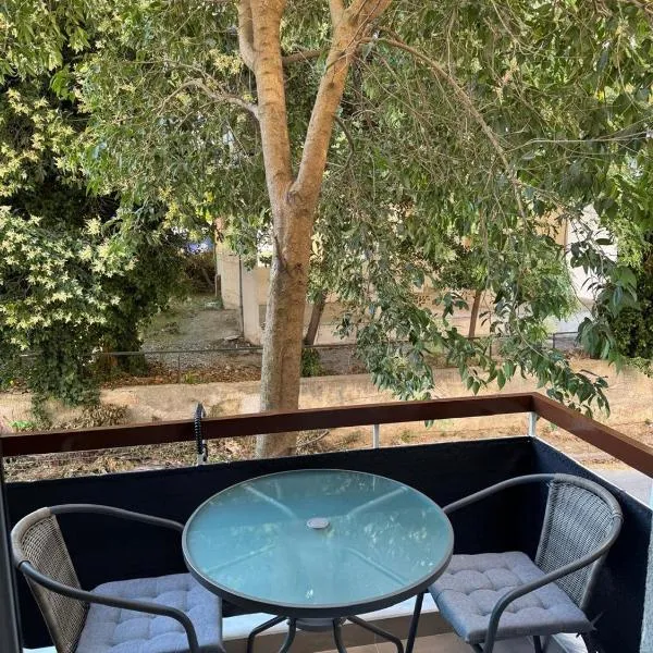 Luxury Apartment Bedro, Hotel in Nea Kallikratia