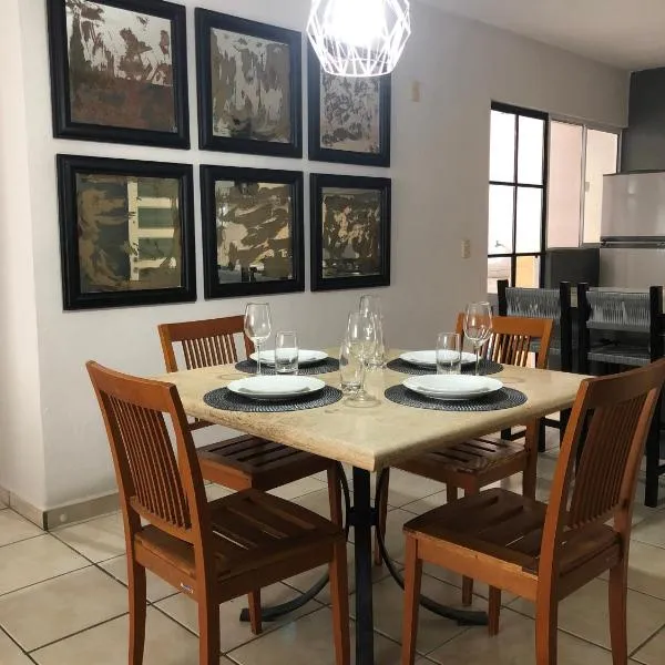 Acogedor apartamento minimalista Mai，位于巴亚尔塔港的酒店