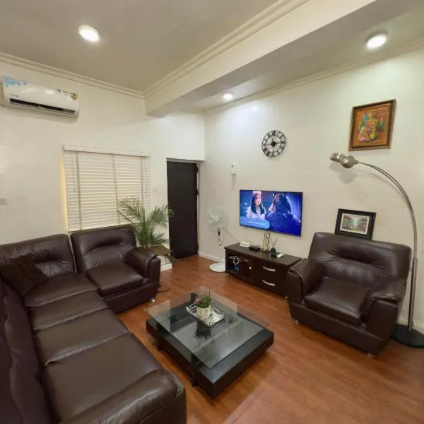 Lauras cozy 2 bedroom apartment, hotell sihtkohas Lagos