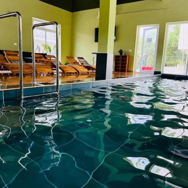 칼리마네슈티에 위치한 호텔 Green Hill Villa & SPA