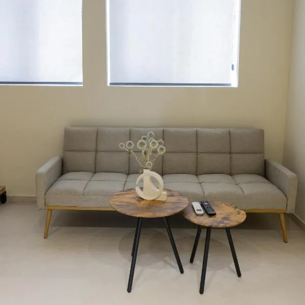 Hana Apart-hotel, ξενοδοχείο στους Αγίους Σαράντα