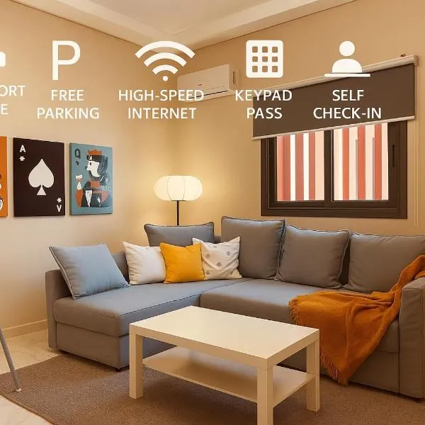 Relax Family 05 - Cozy Entire Apartment in City Center, hotel v destinaci Warzazát