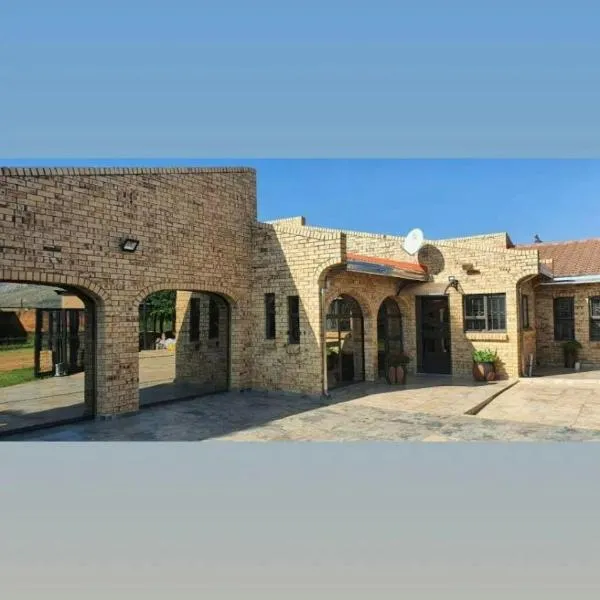 Relaxing Holiday Home, hotel in Phuthaditjhaba