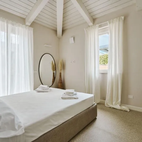 Villa in centro con Giardino e Parcheggio - La Casa della Giuliana, hotel v destinaci Santarcangelo di Romagna