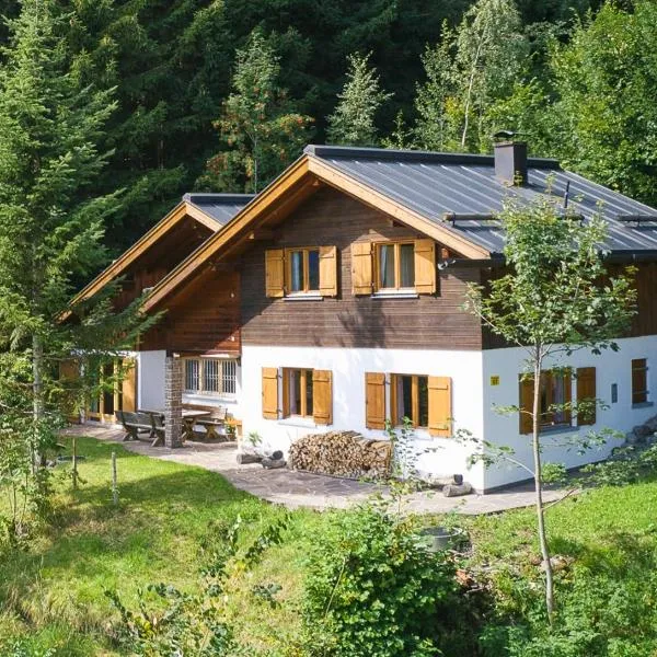 Waldhütte Panorama - Tschengla by A-Appartments, hotel v destinaci Bürserberg