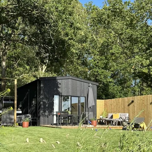 Skrylle Hideaway - cozy tiny house near Lund, hotel v destinaci Dalby
