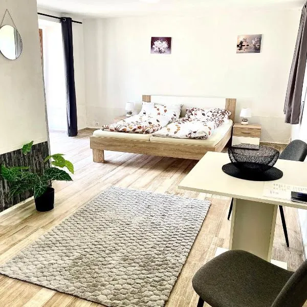 U Parku, Nová Ves, hôtel à Křemže