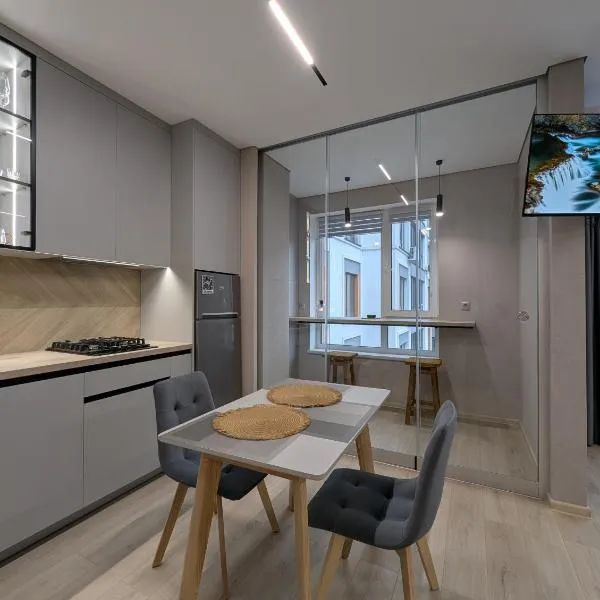 Ексклюзивна квартира-студія в ЖК Родинний Маєток, Пляж, Центр, Hotel in Winnyzja