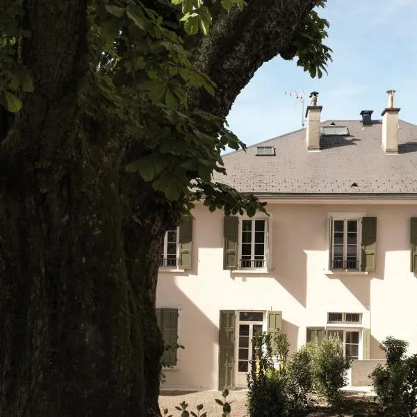 La Maison des Ducs, hotel v destinaci Chambéry