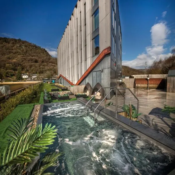 IXORA Hotel & Spa Snowdonia, hotel in Conwy