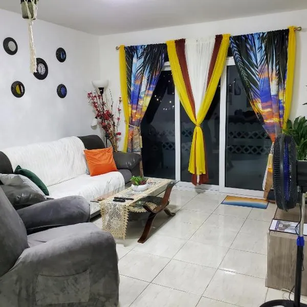 Grand Sun Valley Residences, hotel em Willemstad