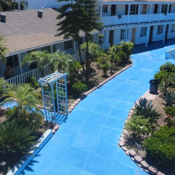 Oceana Boutique Hotel، فندق في سان كليمنت