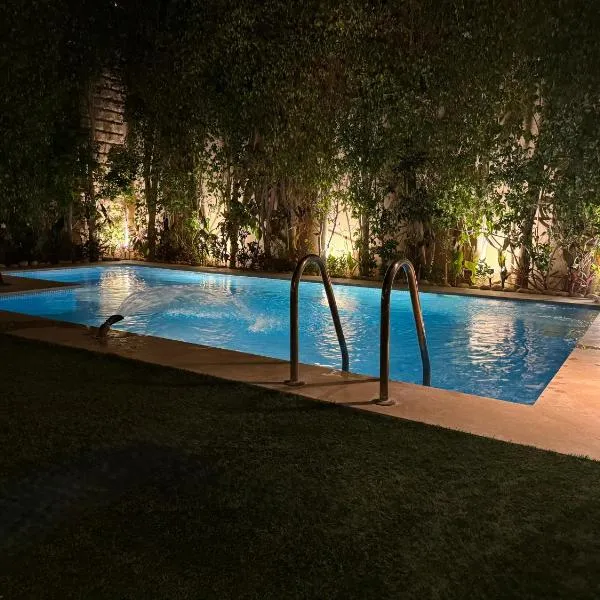 فيلا فندقية بالشيخ زايد - Zayed Suites B, Hotel in Sheikh Zayed