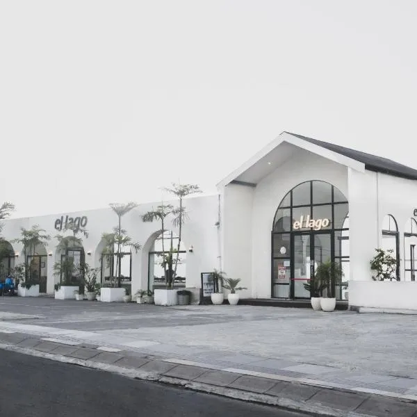 El Lago Hotel, hotel em Kintamani