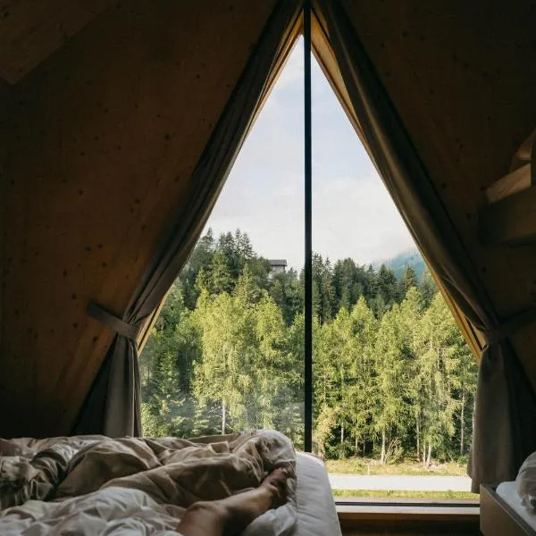 Collis Hill Chalets & Hotel: Kals am Großglockner şehrinde bir otel
