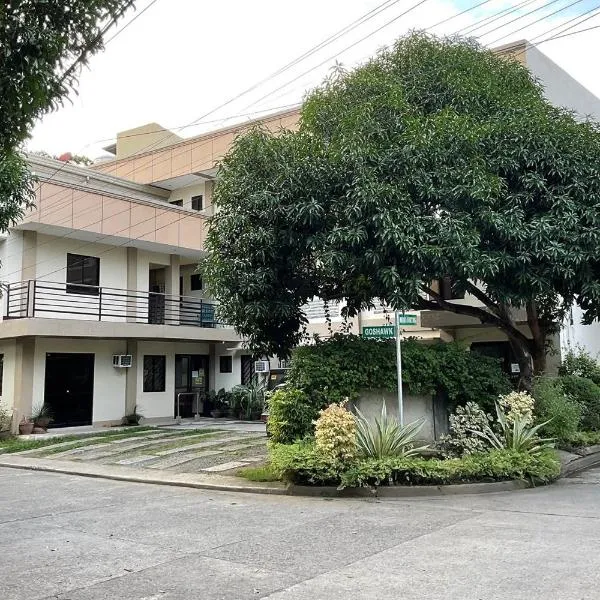 Chateau Cinco Near SM Lanang, hotel in Davao City