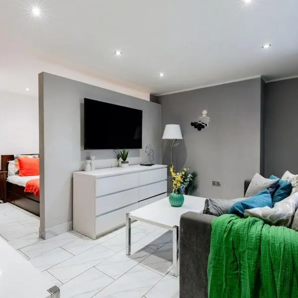 Charming 1BR Escape in the Heart of the City, hotel in Londen
