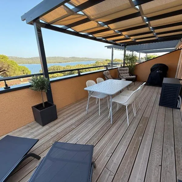 APPT T3 terrasse dans résidence bord de mer avec piscine, khách sạn ở Pianottoli-Caldarello