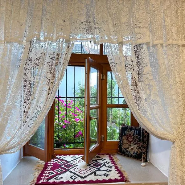 Mezini Guest House, hôtel à Gjirokastër