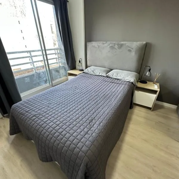 MOVISTAR ARENA PREMIUM Thames 56 3 piso 313 Cochera y Seguridad, hotel en Buenos Aires