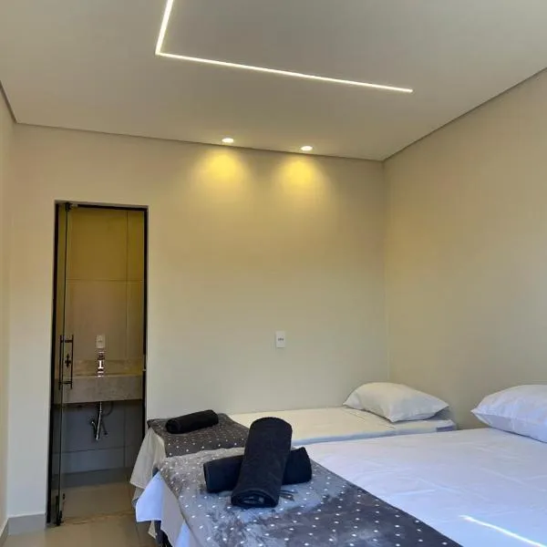 suítes Pousada Catuira 1, Hotel in Araxá