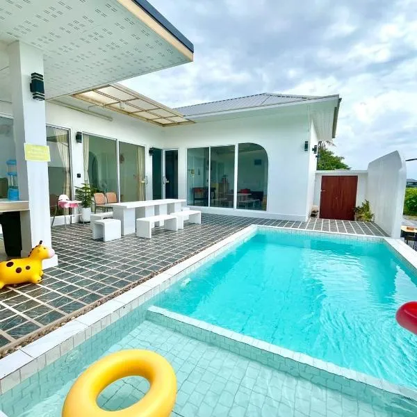 Santra Pool Villa, hotel in Pattani