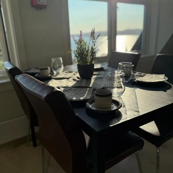 Loft apartment in Bergen, Sandviken, hotel in Bergen