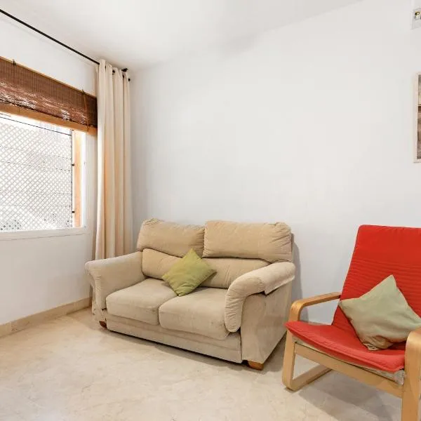 Home Trinidad, hotel in Málaga