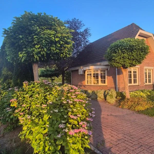 Luxe vakantiehuis op de Veluwe met tuin in Barneveld, Hotel in Barneveld