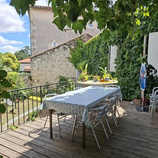 Pause ton sac # Relais Saint Jacques #Venez dormir chez nous, hôtel à Condom