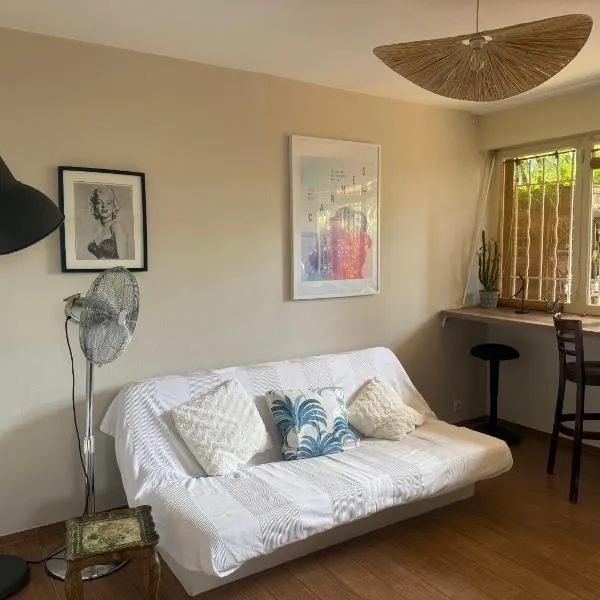 Rez de Jardin Paisible avec Parking - Entrée des Artistes โรงแรมในคานส์